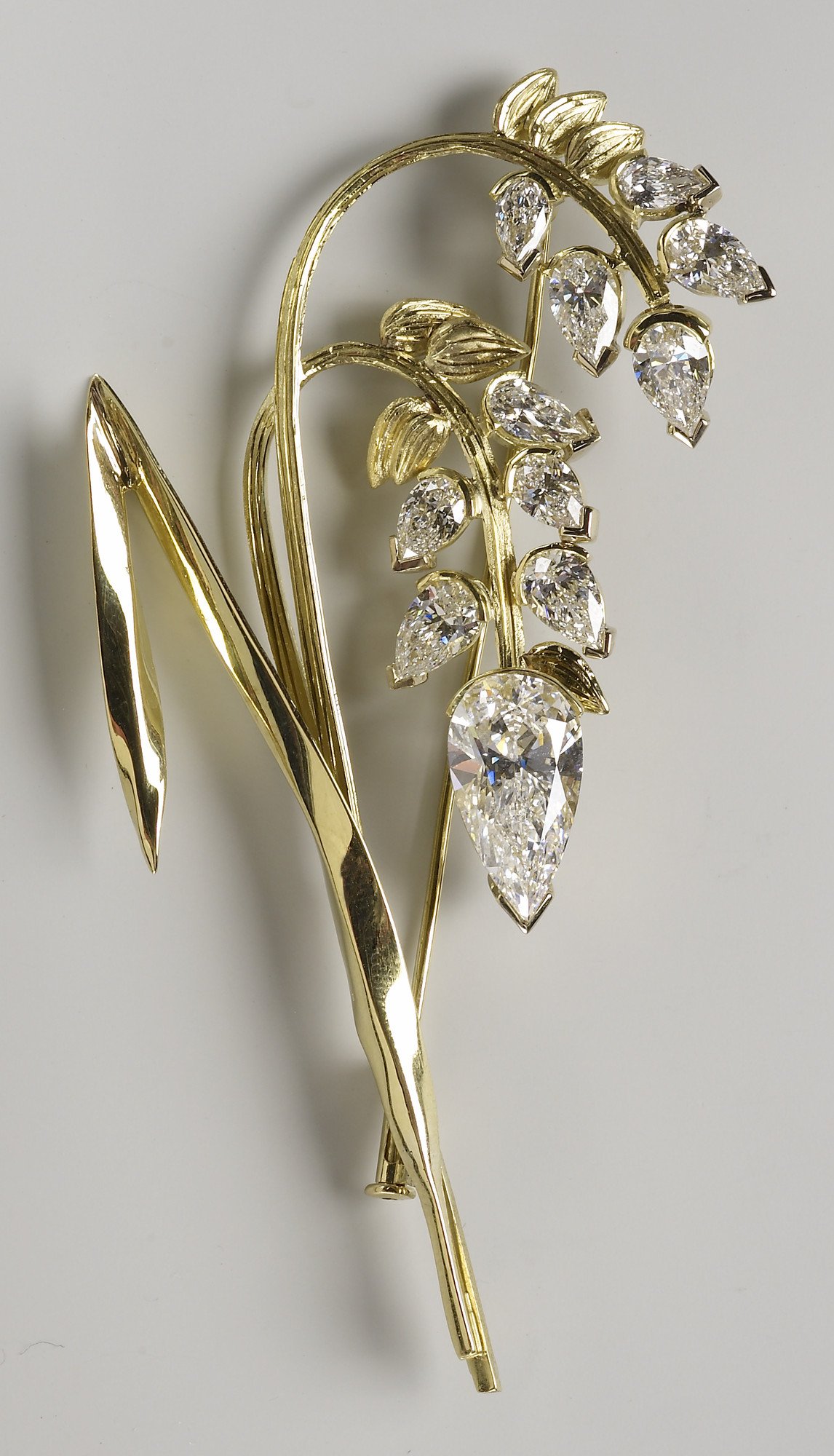 Botswana millet brooch; this was put in a Commonwealth exhibition at the opening of Buckingham Palace for the public to see (RCT/Queen Elizabeth II)