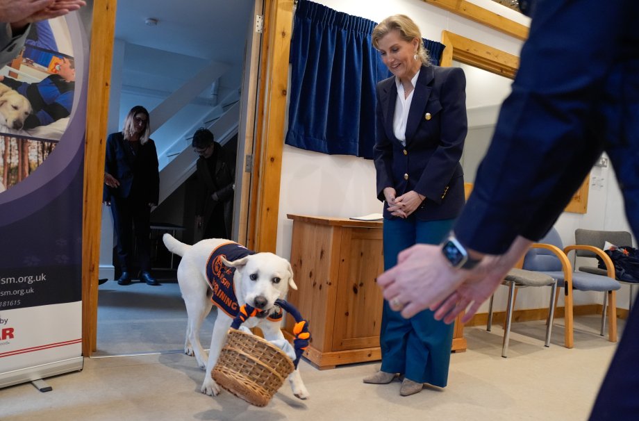 The Duchess of Edinburgh saw the training dogs in action. (Royal Family)