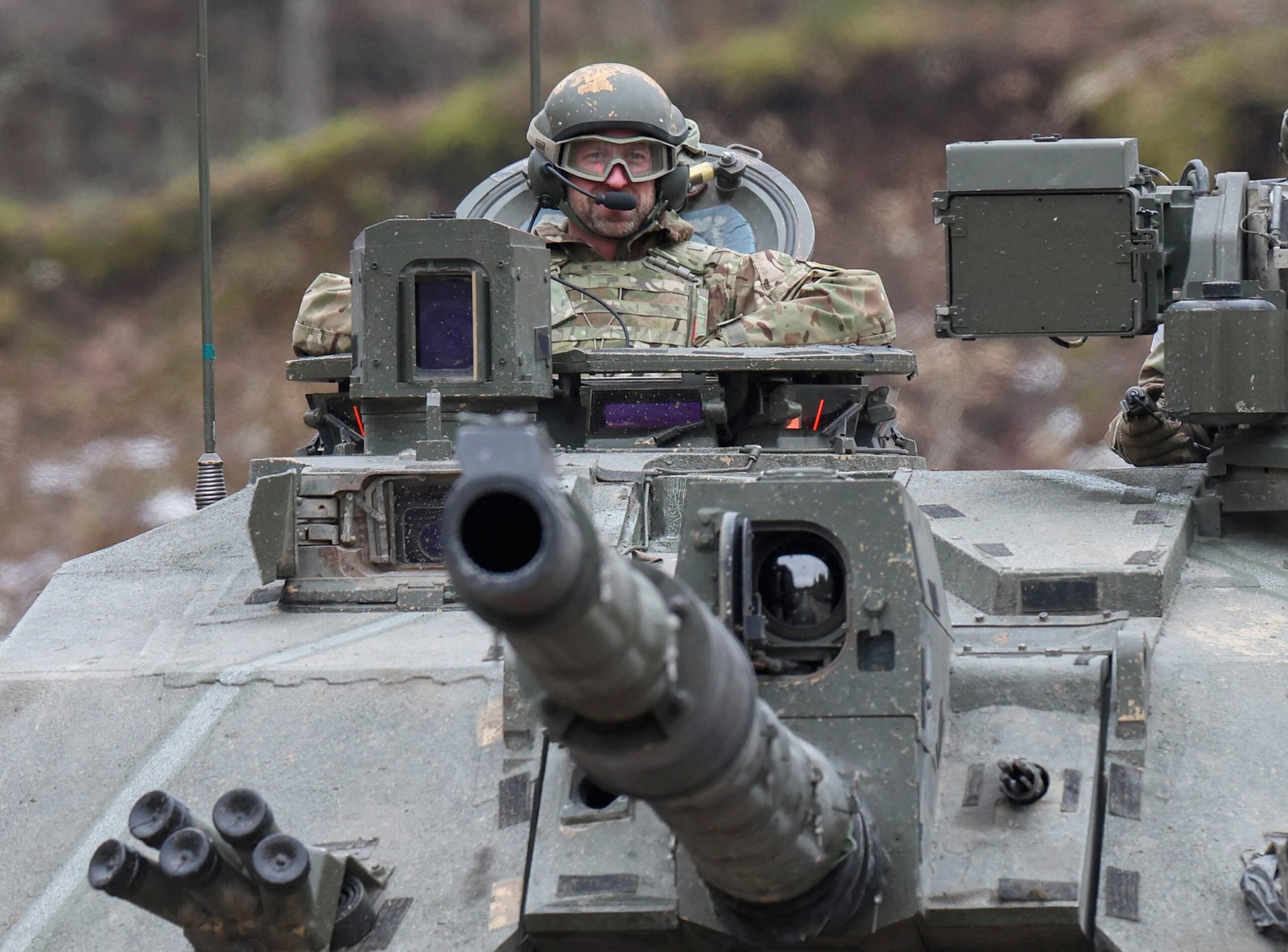 21/03/2025. Tapa, Estonia. Prince William during a visit to the training area to hear how the Mercians are using different weapon systems and learning new training and operating techniques whilst in Estonia. Picture by Andrew Parsons / Kensington Palace