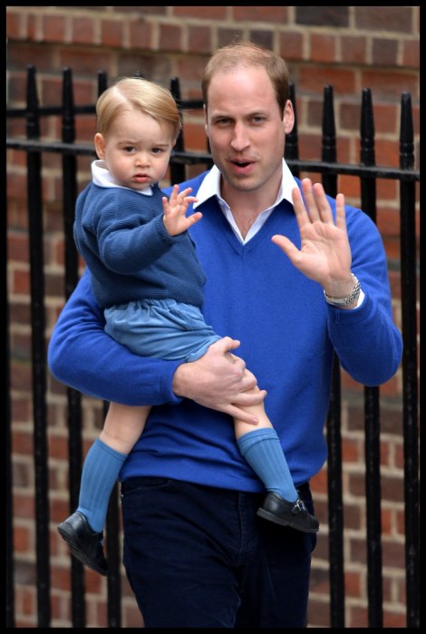 Image ©Licensed to i-Images Picture Agency. 02/05/2015. London, United Kingdom. Prince William and George arrive back at The Lindo Wing of St Mary's Hospital, London, after the birth of his new born baby girl. Picture by Ben Stevens / i-Images