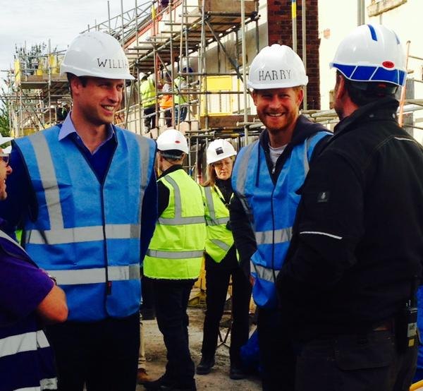 The brothers donned hard hats for their work. @emynash/The Sun
