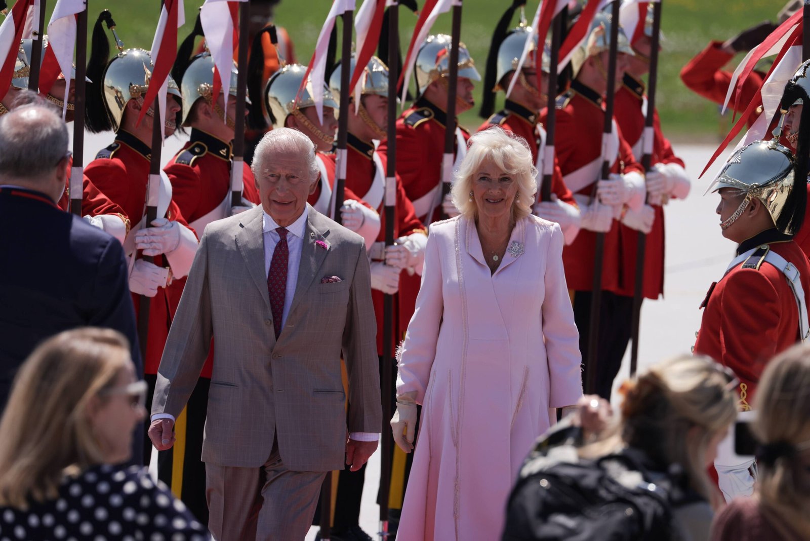 Charles and Camilla arriving in Canada. (The Crown in Canada)