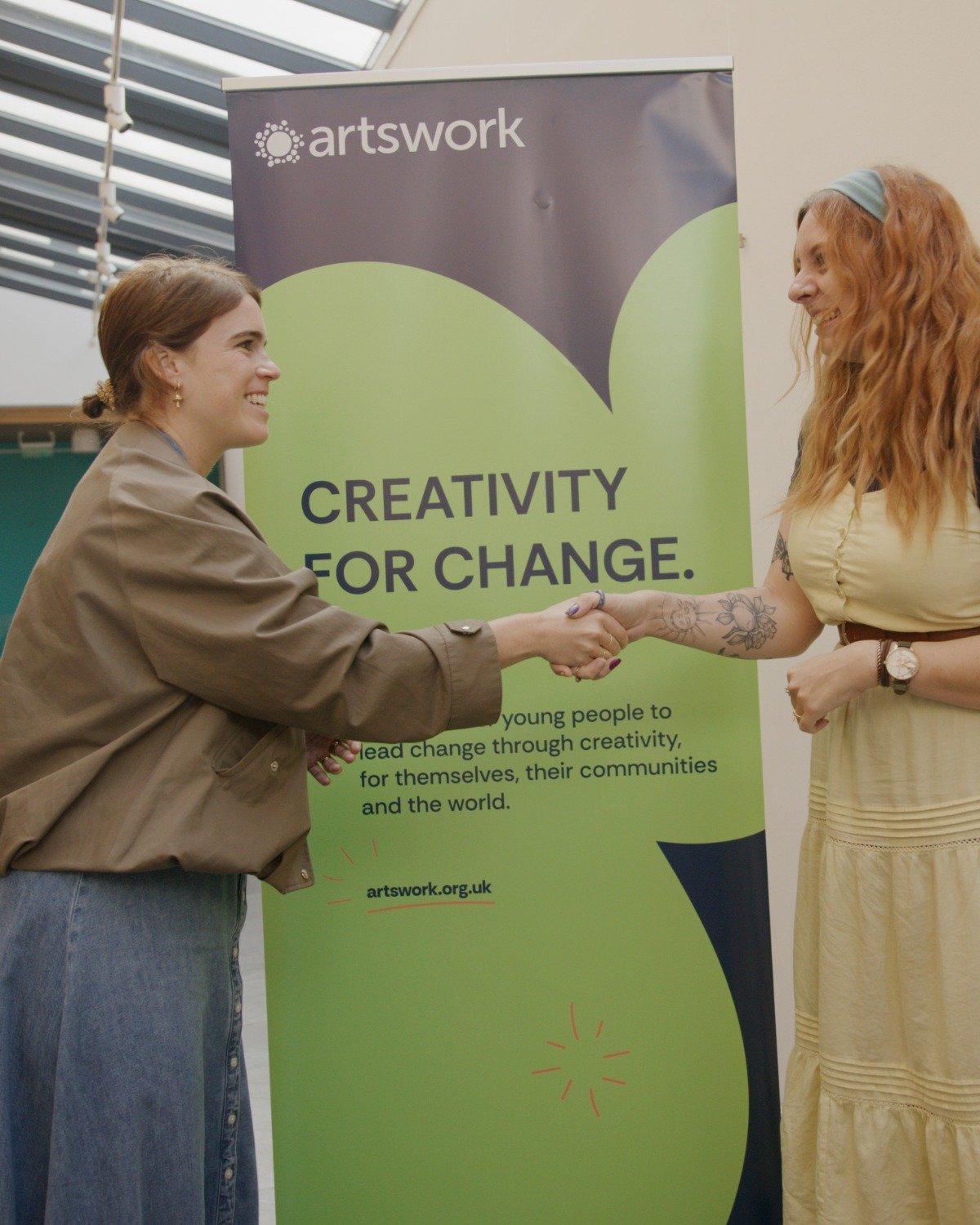 Artswork shared a number of photographs of Princess Eugenie meeting those involved with the charity. (Artsworld)