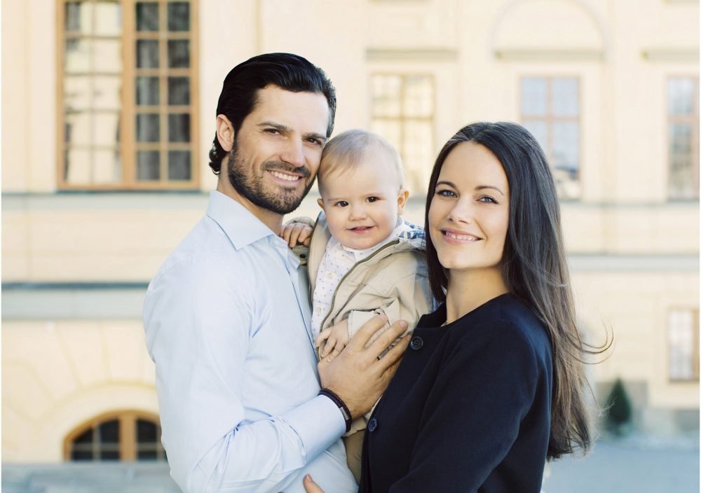 Prince Carl Philip and Princess Sofia have welcomed their second child, a (Kungahuset)