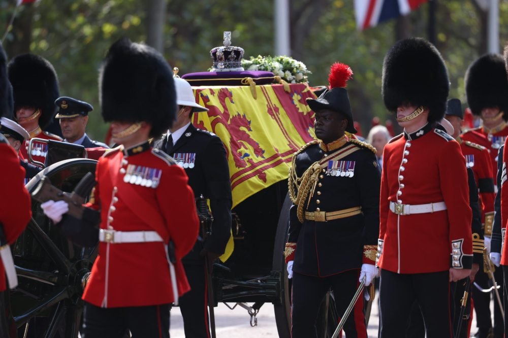 More than 320 members of Armed Forces personnel helped move The Queen's coffin in procession from Buckingham Palace to Westminster Hall for the lying-in-state of The Queen.

Sailors, soldiers and aviators from the Royal Navy, Army and Royal Air Force took part in the procession alongside members of the Royal Family as the country continues its mourning for The Queen.

Soldiers from The Life Guards and The Blues and Royals of the Household Cavalry Mounted Regiment formed up on the forecourt of Buckingham Palace as it began its journey to Westminster Hall. (Defence Imagery/Sgt Donald C Todd RLC Photographer)