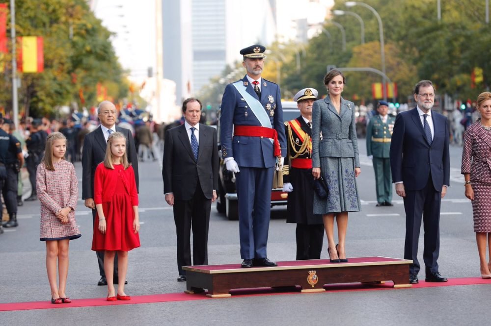 Felipe, Letizia and their daughters Leonor and Sophia attend the Día de la Hispanidad celebrations in Madrid (C/ @CasaReal Twitter)