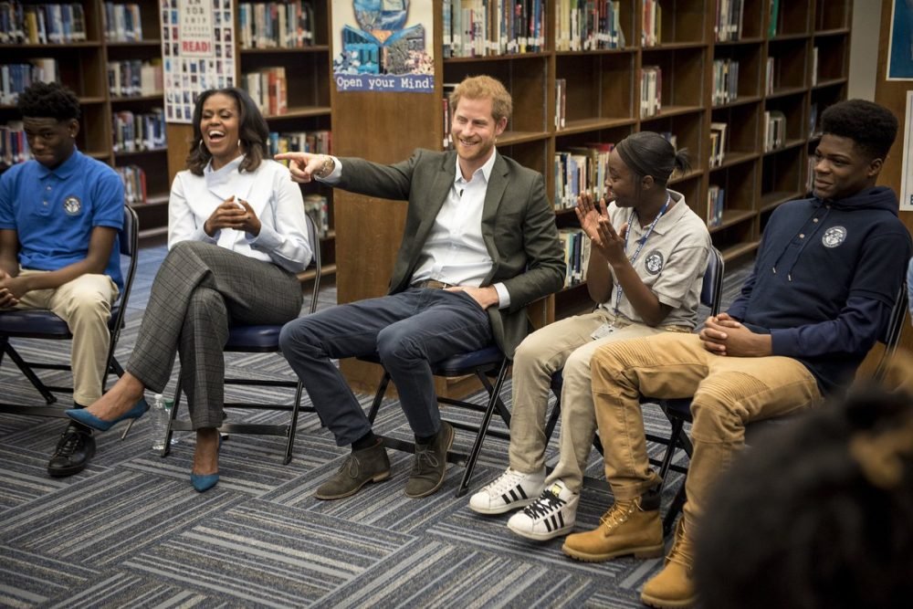 prince harry promised he had tried chicago pizza (kensington palace)