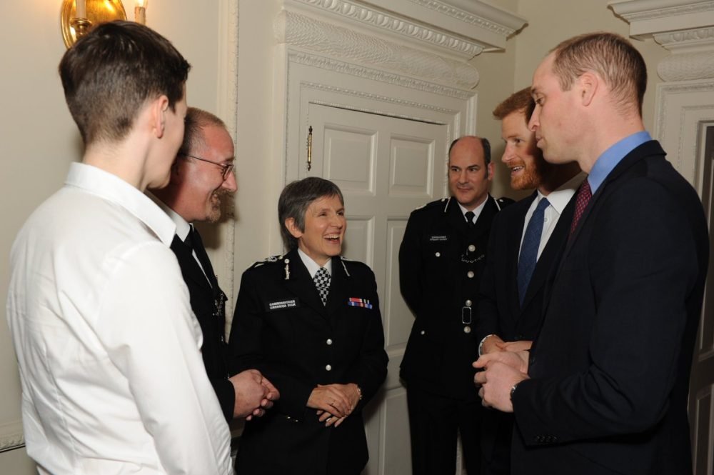 the duke of cambridge and prince harry hosted met police award winners at kensington palace (kensington palace)