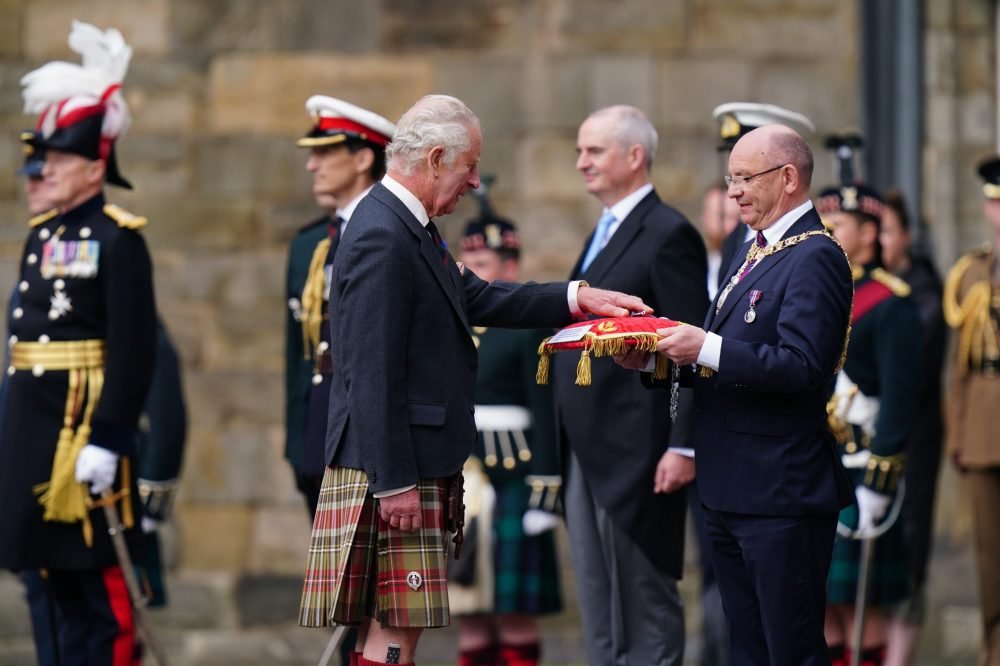 The King took part in the Ceremony of the Keys. (Royal Family).