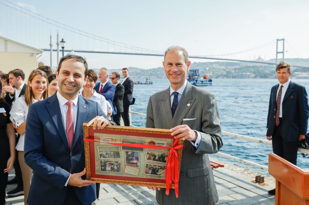 Edward was given a gift to mark the visit. (DofE International Award).