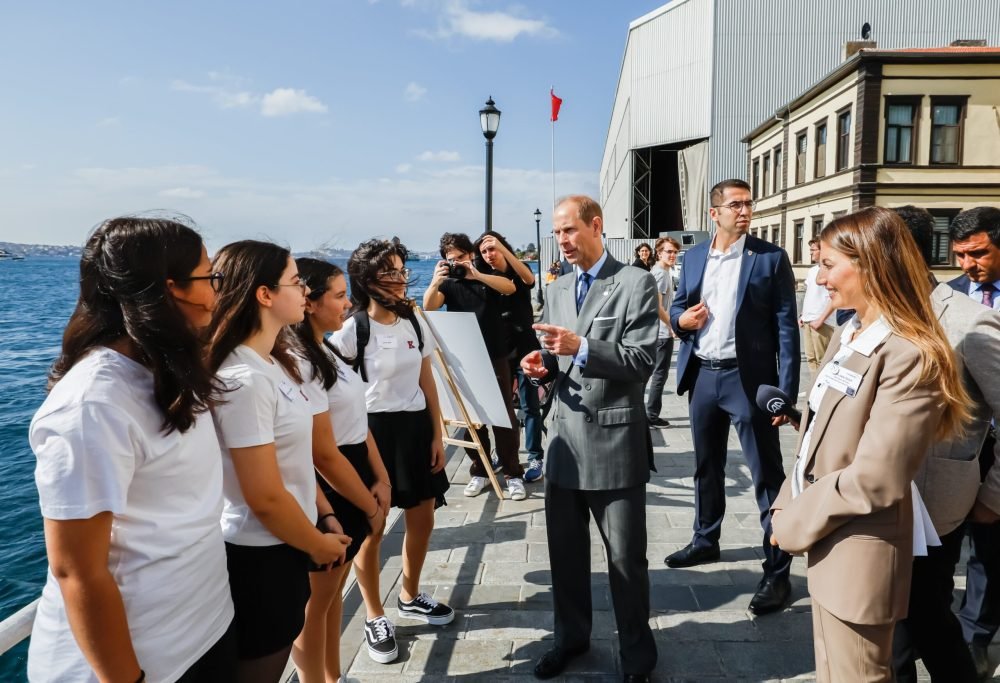 Prince Edward embarked on a three day visit to Turkey. (DofE International Award).