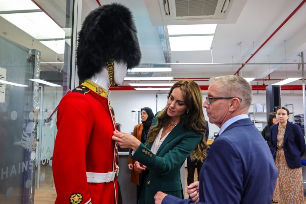 The Princess visited AW Hainsworth. (Kensington Royal).
