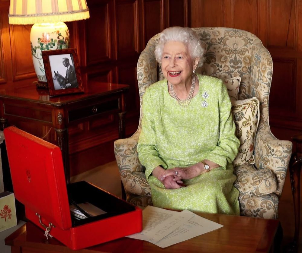 A new photo of Queen Elizabeth II was released to mark Accession Day on the year of her Platinum Jubilee (@RoyalFamily Twitter)