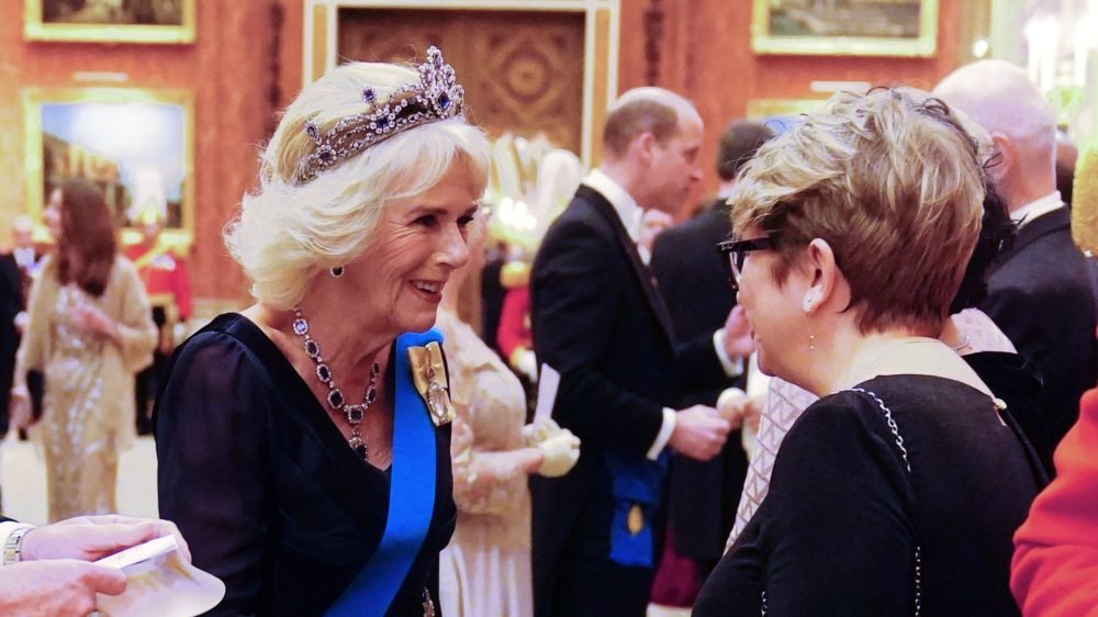FjVBrNXX0AY1umi Camilla wearing the Belgian Sapphire Tiara. (Royal Family)