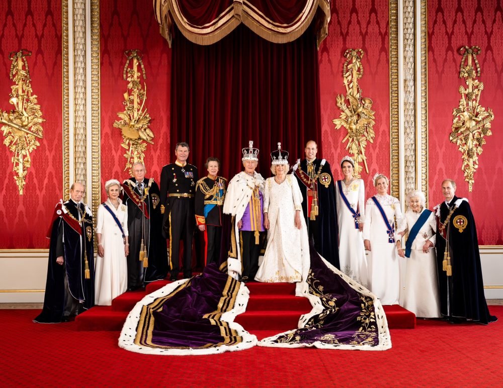Working members of the Royal Family with Their Majesties. (Buckingham Palace).