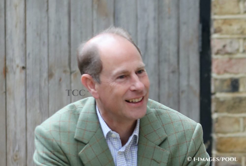 Image Licensed to i-Images Picture Agency. 01/10/2020. London, United Kingdom. Prince Edward, Earl of Wessex and Sophie, Countess of Wessex during a  visit to Vauxhall City Farm  in London Picture by  i-Images / Pool