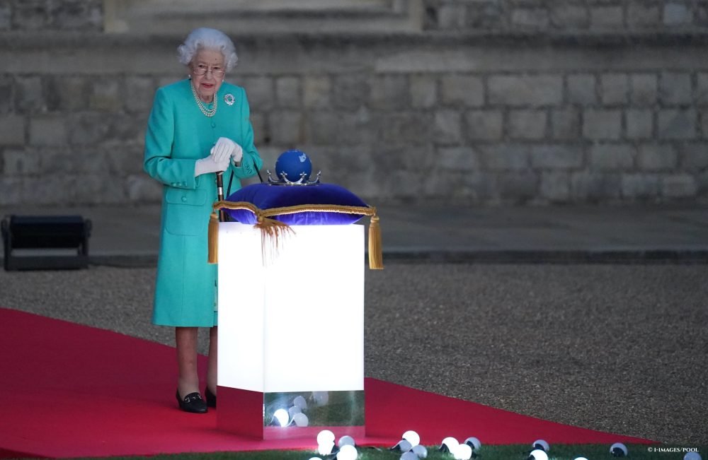 The Queen lights a Platinum Jubilee Beacon at Windsor Castle, on the first day of the Platinum Jubilee celebrations