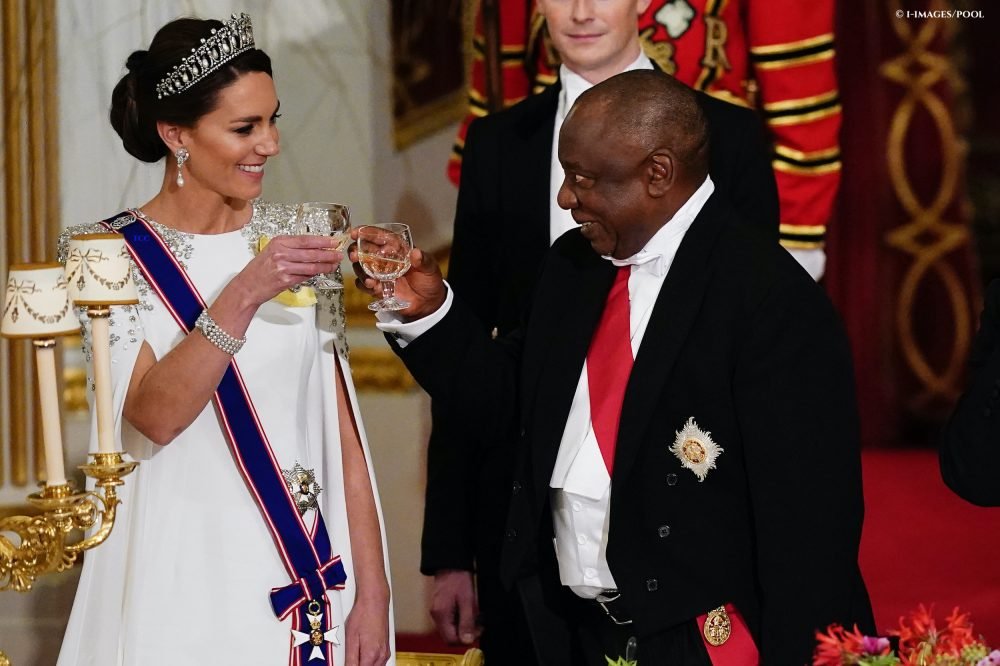 Image Licensed to i-Images Picture Agency. 22/11/2022. London, United Kingdom. President Cyril Ramaphosa of South Africa with King Charles III, Camilla, Queen Consort and Kate Middleton, the Princess of Wales, at a State Banquet for the President during his State Visit to the UK at Buckingham Palace in London.  Picture by  i-Images / Pool