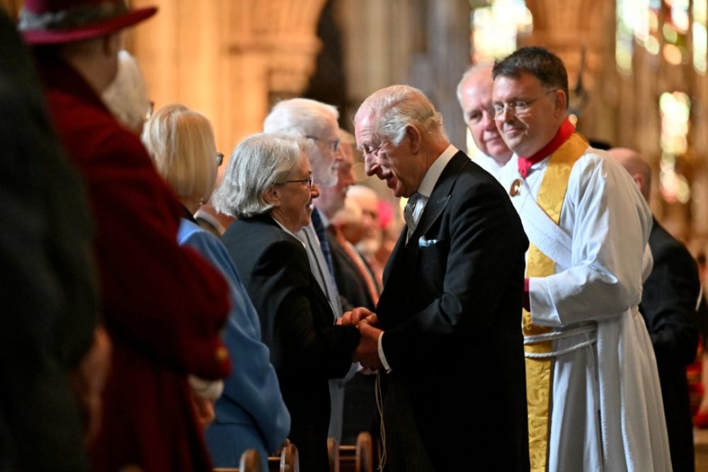 The King handed out maundy money at the Royal Maundy Service. (Royal Family)
