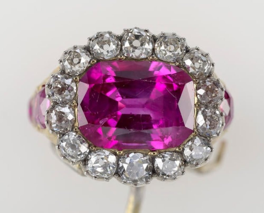 The Queen Consort's Ring. (RCT).