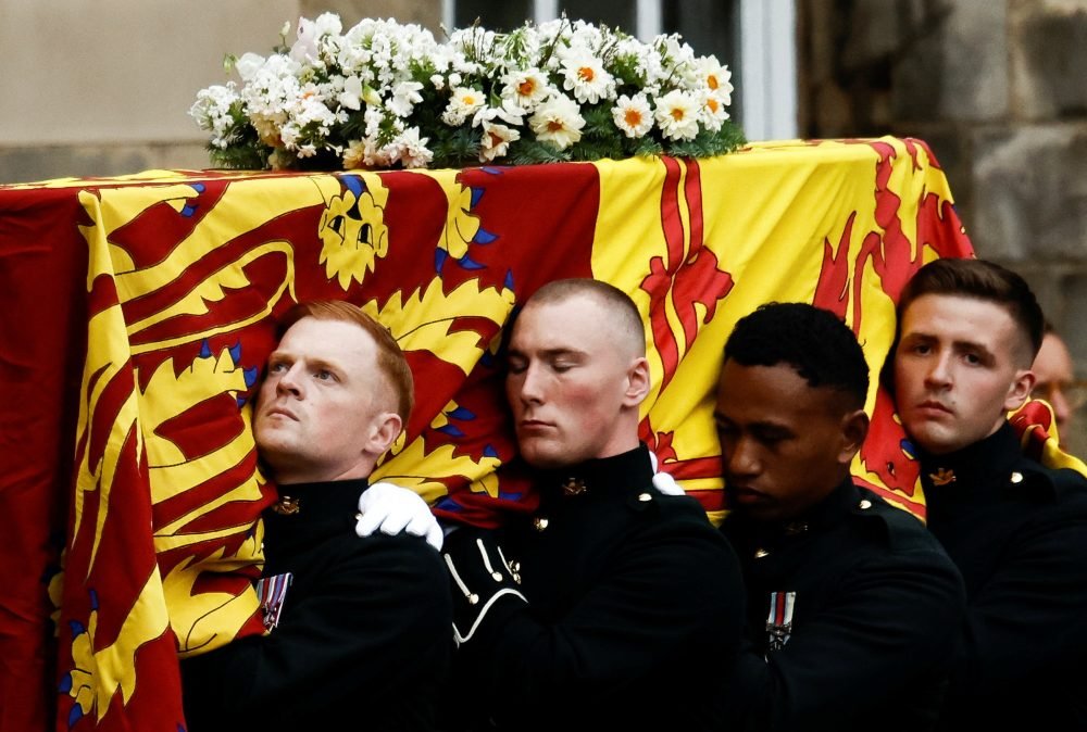 The coffin had flowers picked from the Balmoral estate. (Royal Family).